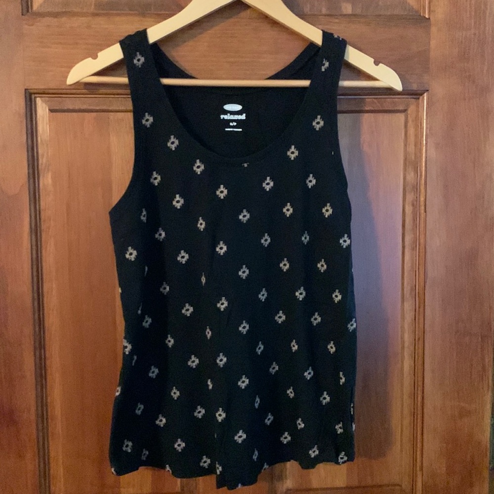 Old Navy relaxed round hem tank